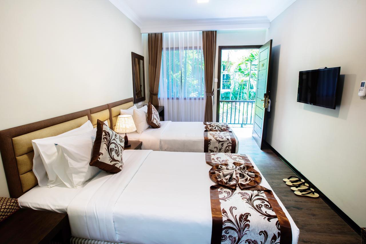 Cloud 10 Boutique Hotel ヤンゴン エクステリア 写真